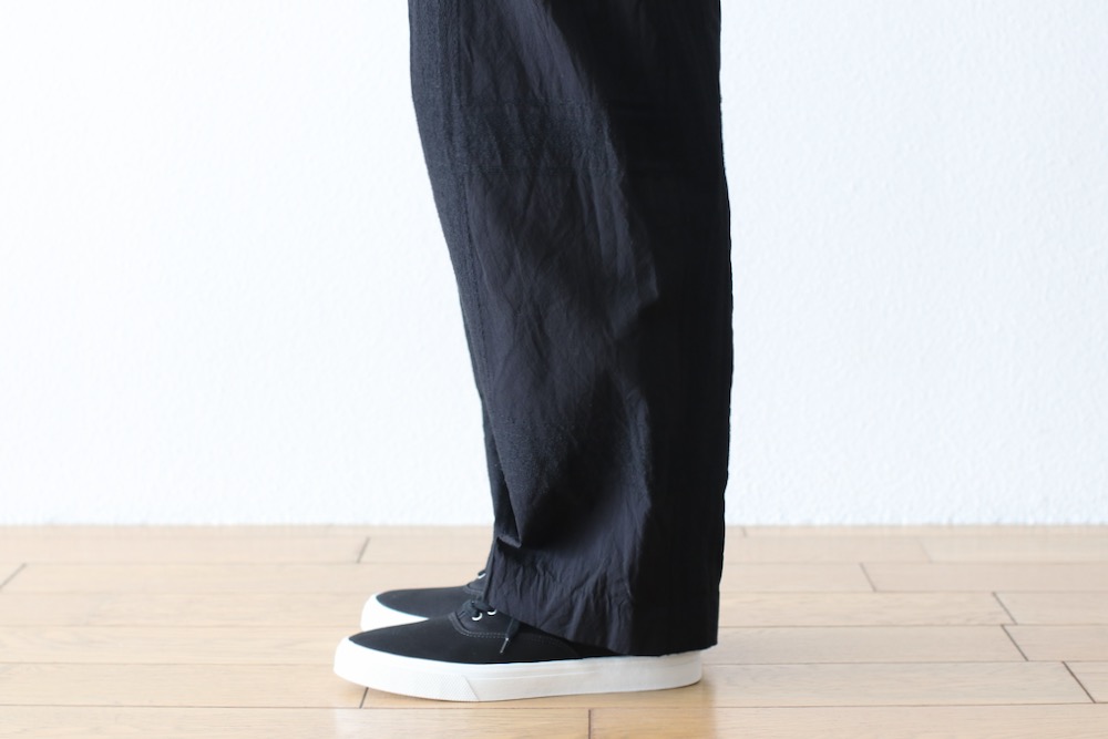 blurhms(�֥顼�ॹ) "Shadow Plaid Side Seamless Slacks"