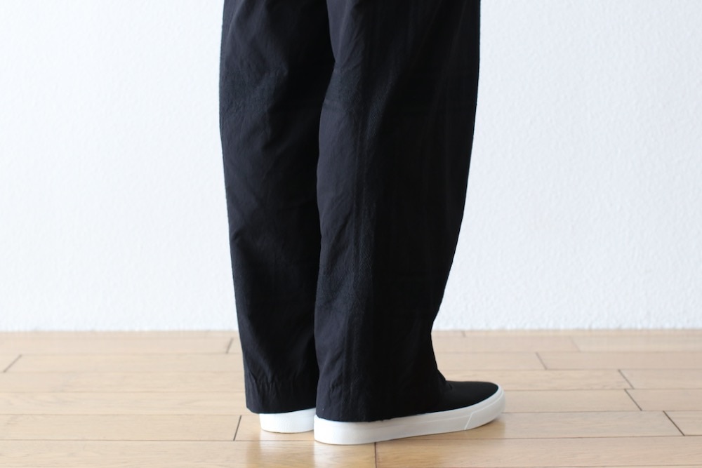 blurhms(�֥顼�ॹ) "Shadow Plaid Side Seamless Slacks"