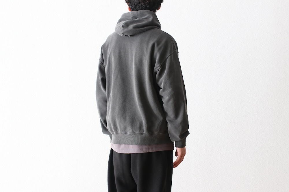 EVCON (���ӥ���) "PIGMENT SWEAT PARKA"