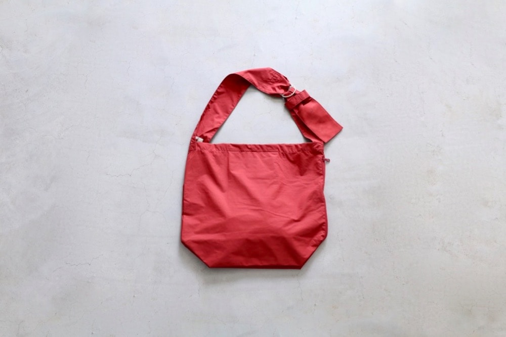 yorozu(ヨロズ) タスキショルダー YOROZU タスキショルダーBAG M（ショルダーバッグ）｜yorozu