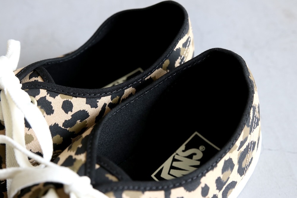 ��unisex��VANS(������) "Authentic -LEOPARD BLACK/INCENSE- "