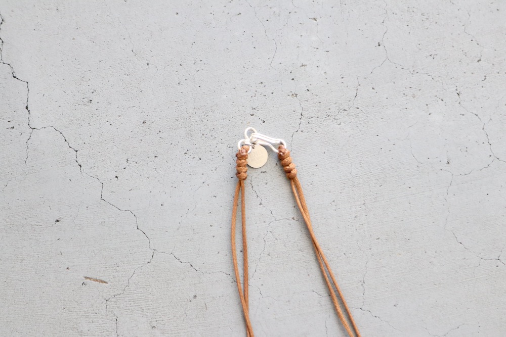 ��ͽ���ʡ�Indian Jewelry (����ǥ����� ���奨�꡼) "Leather Navajo Pearls Necklace 57cm / 58cm -ERICKA NICOLAS BEGAY-"