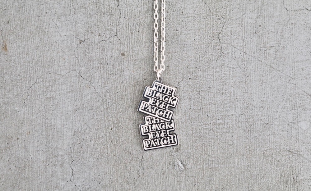 新品 CAREERING × THE BLACK EYE PATCH ネックレス CAREERING - Black Eye Patch / ブラックアイパッチ コラボレーション