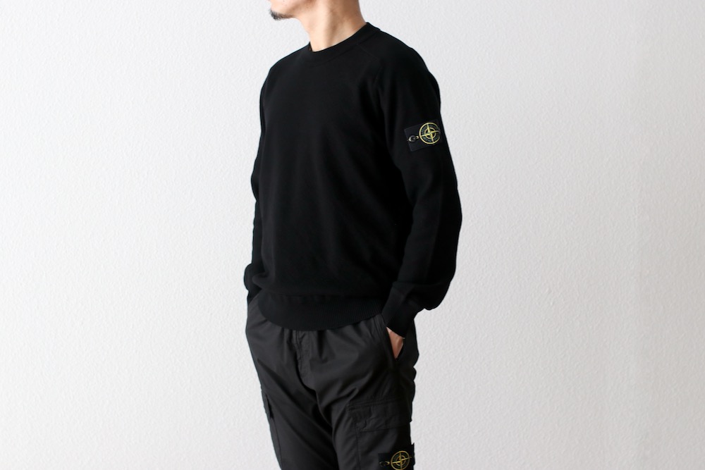 STONE ISLAND(���ȡ��󥢥����� ) "Wappen Patch Crewneck Cotton Knit"