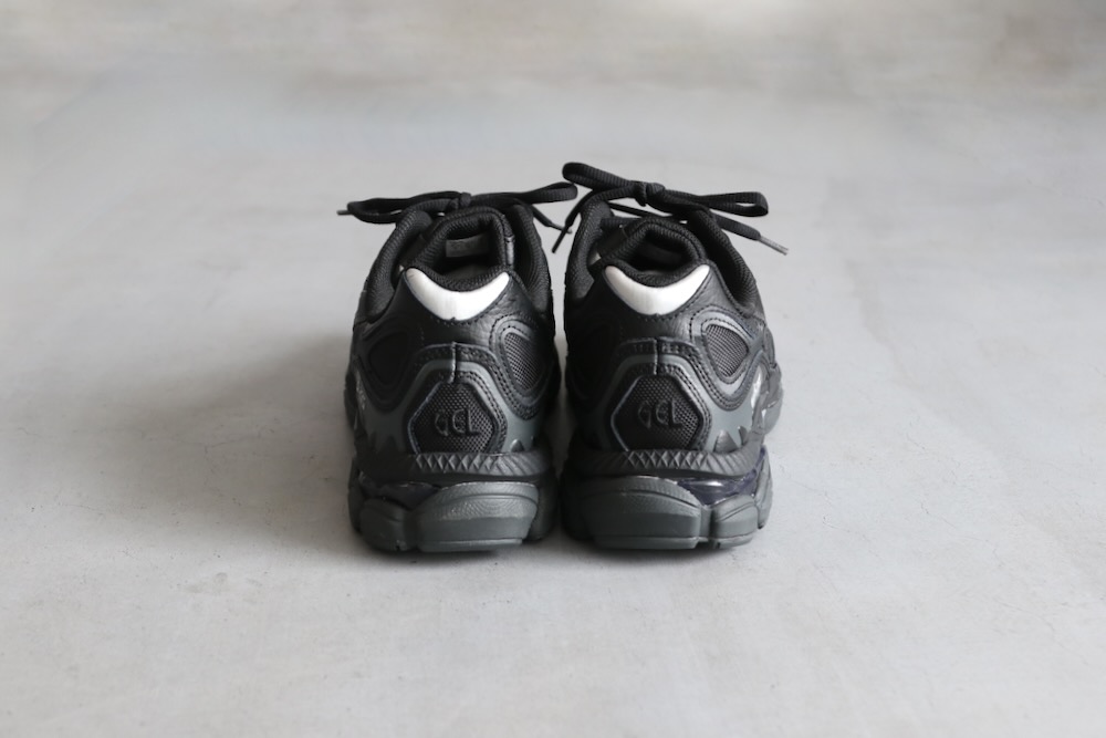 ASICS (�����å���) "GEL-NYC -Black/Black-"