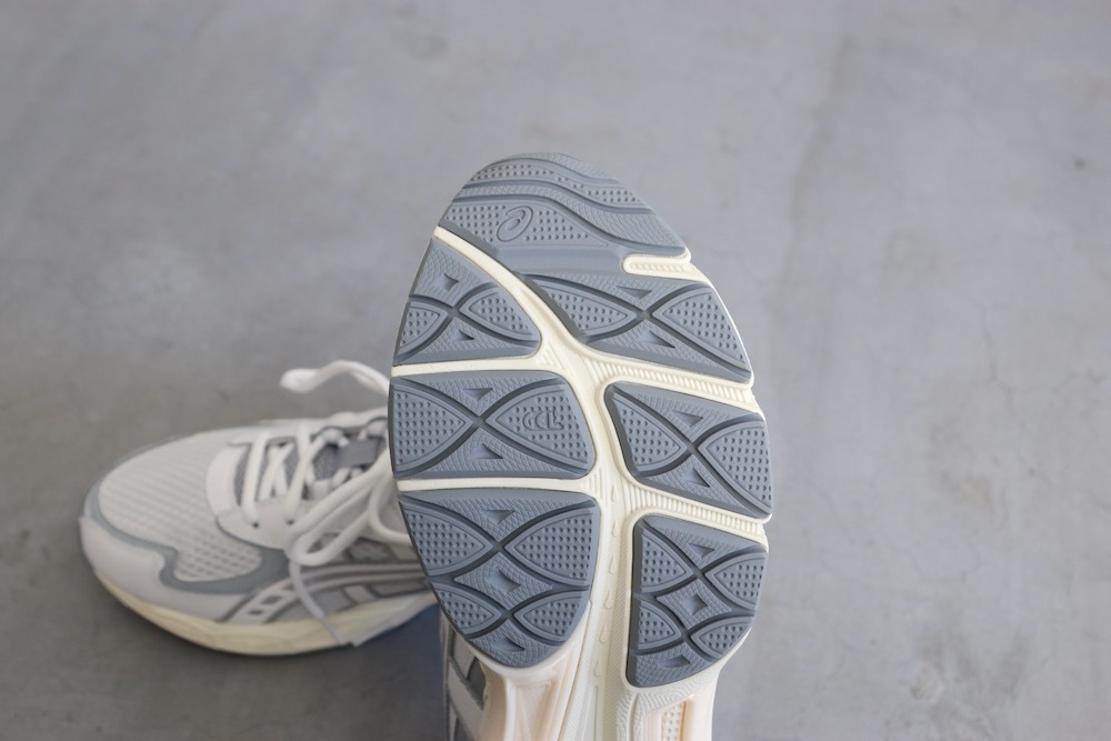 ASICS (å) "GEL-NYC 2055"