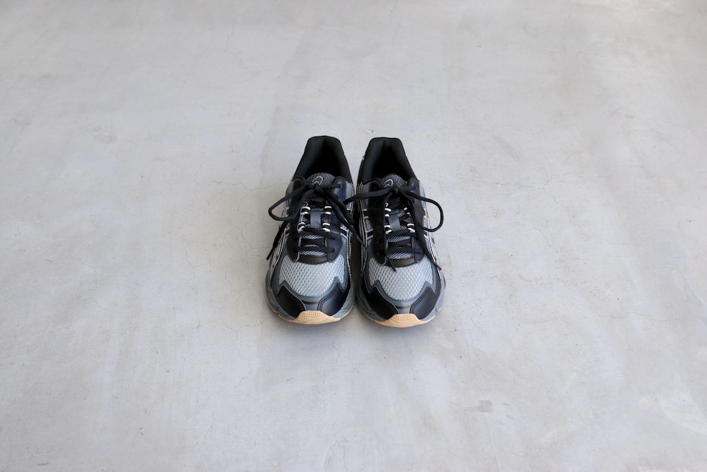 ASICS (å) "GEL-NYC 2055"