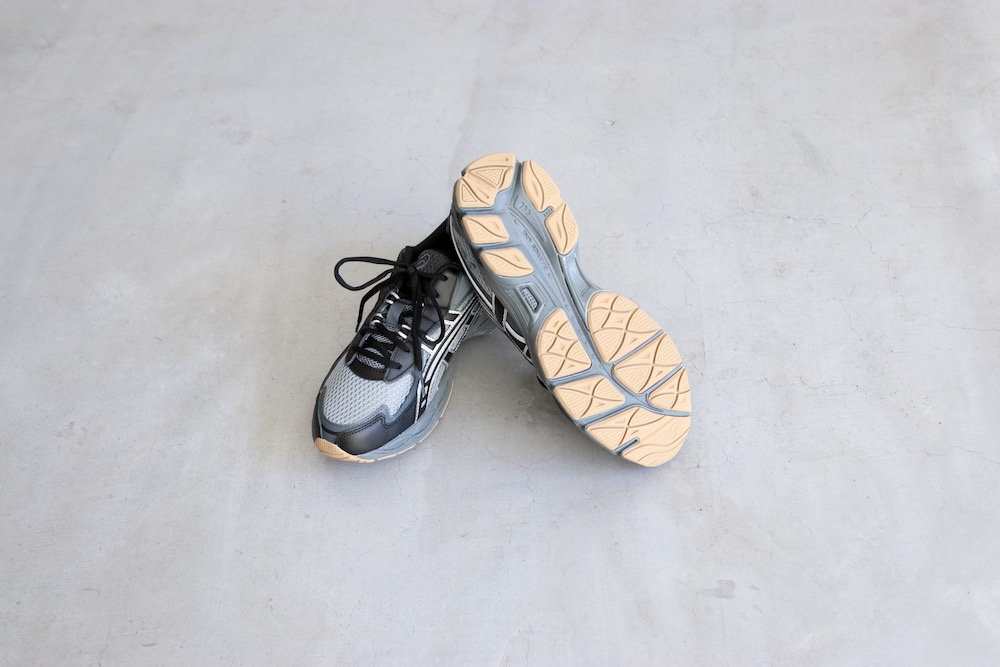 ASICS (å) "GEL-NYC 2055"