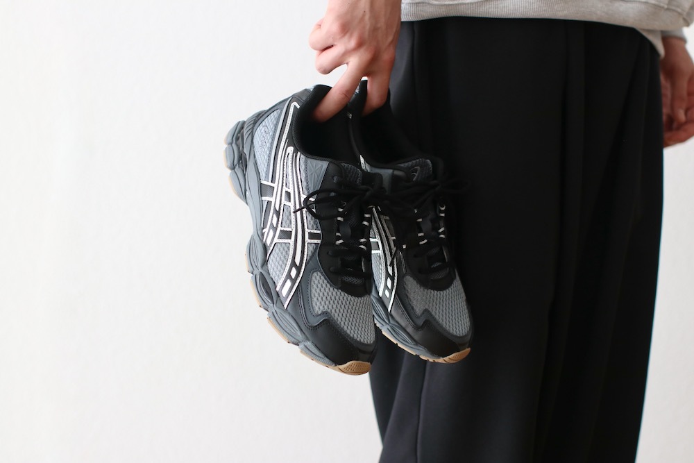 ASICS (å) "GEL-NYC 2055"