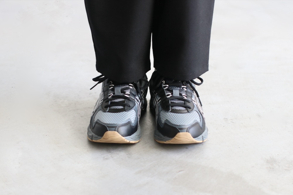 ASICS (å) "GEL-NYC 2055"