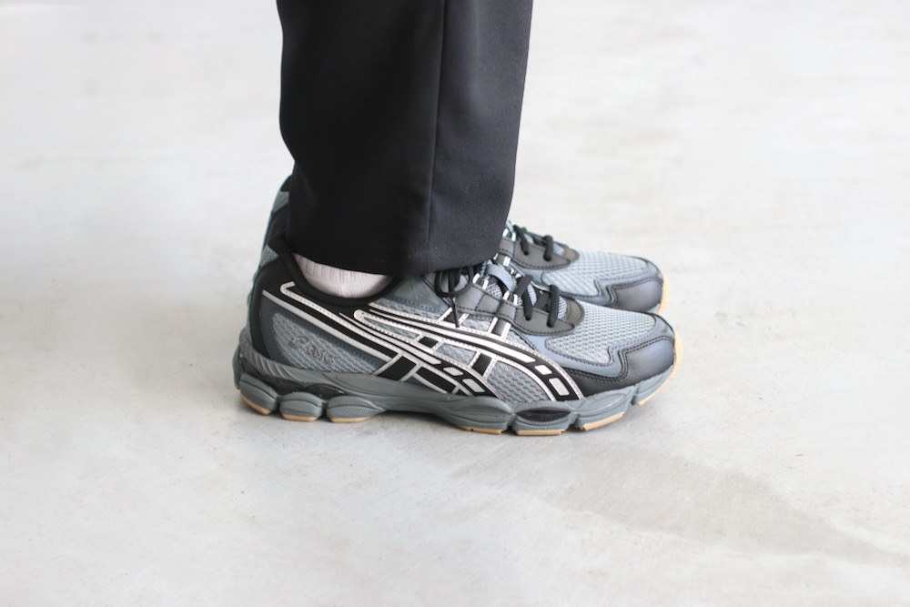 ASICS (å) "GEL-NYC 2055"