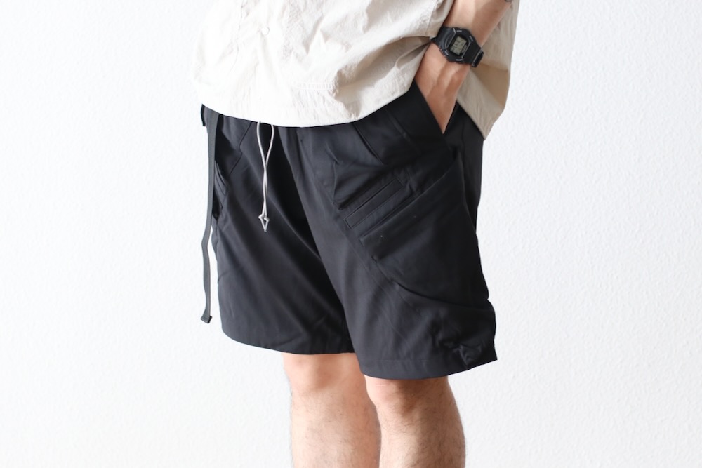 ACRONYM(˥) "SP29-M LIGHTSHELL NYLON STRETCH SHORT PANT (STRAIGHT FIT)"