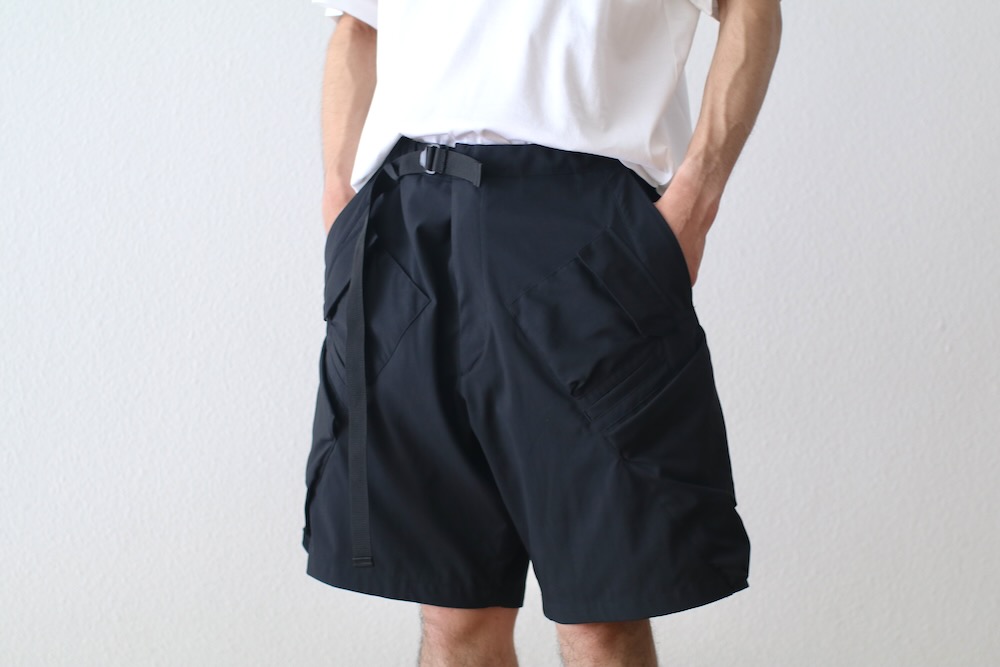 ACRONYM(˥) "SP29-M LIGHTSHELL NYLON STRETCH SHORT PANT (STRAIGHT FIT)"