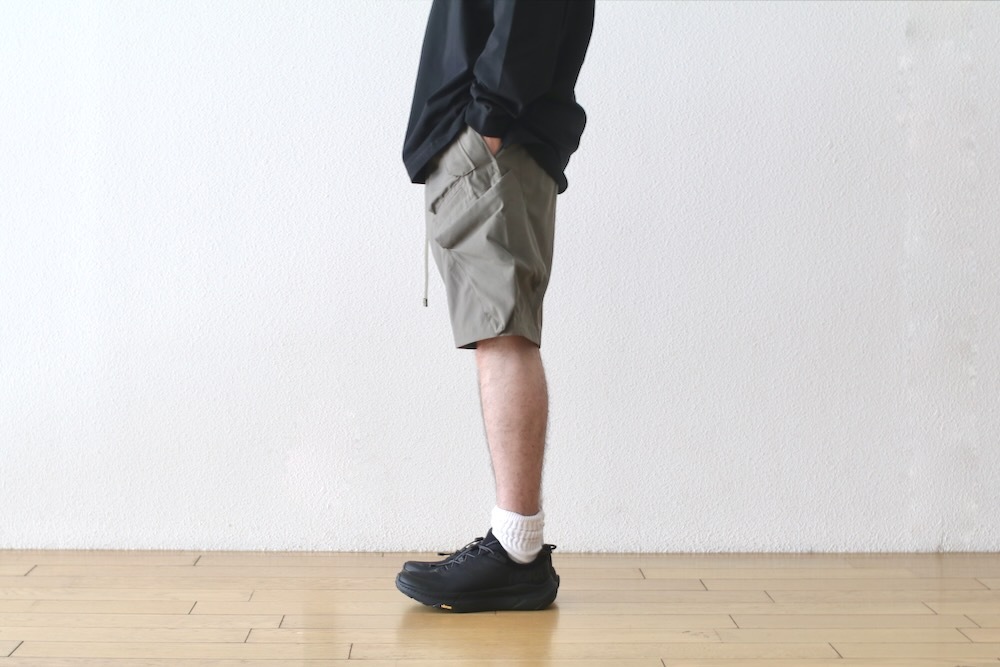 ACRONYM(˥) "SP29-M LIGHTSHELL NYLON STRETCH SHORT PANT (STRAIGHT FIT)"