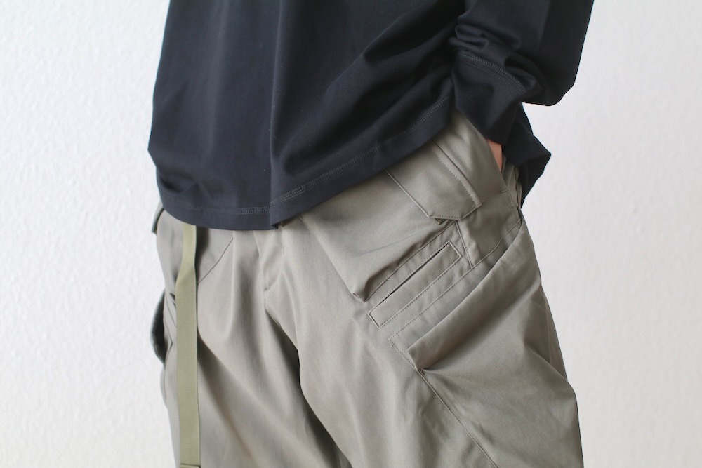 ACRONYM(アクロニウム) 
