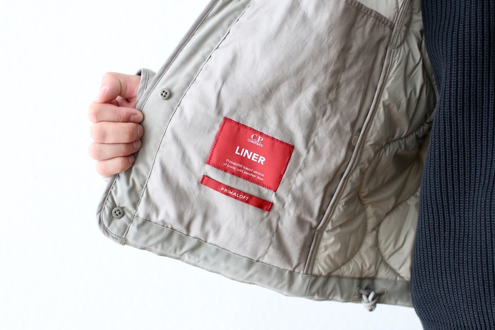 C.P. Company 17CLKN016A006599M999 関税送料込 C.P. Company (シーピーカンパニー)