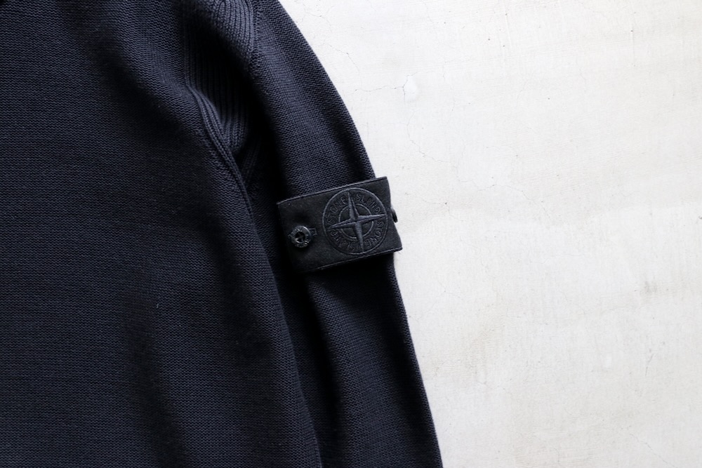 STONE ISLAND(ストーンアイランド ) 