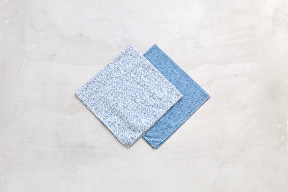 新品 TOUJOURS Scarf WOMEN'S】TOUJOURS（トゥジュー）“Bandanna Scarf / Grayish