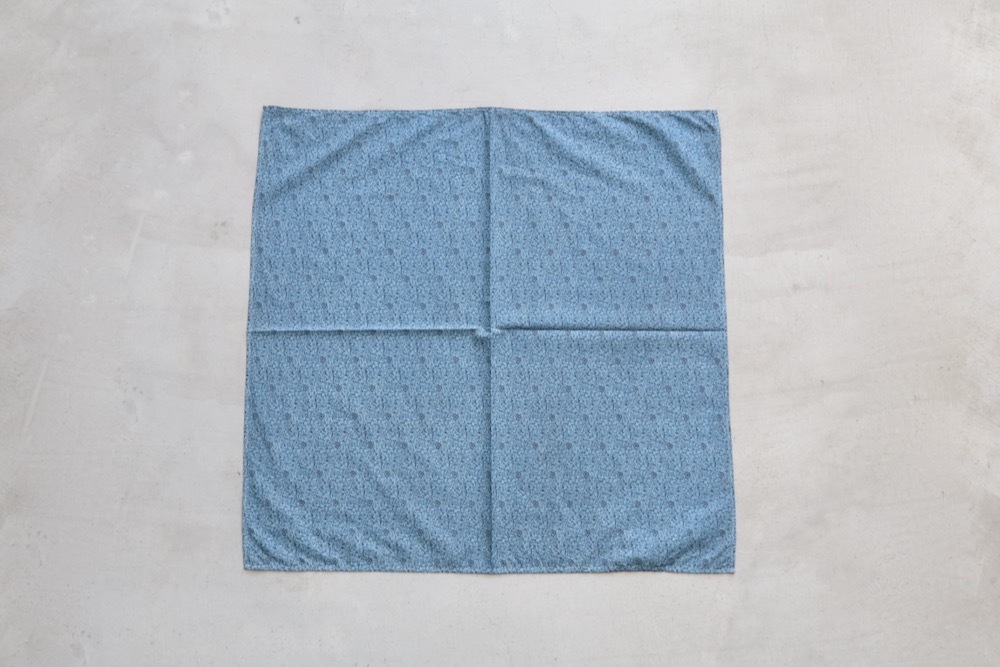 新品 TOUJOURS Scarf WOMEN'S】TOUJOURS（トゥジュー）“Bandanna Scarf / Grayish