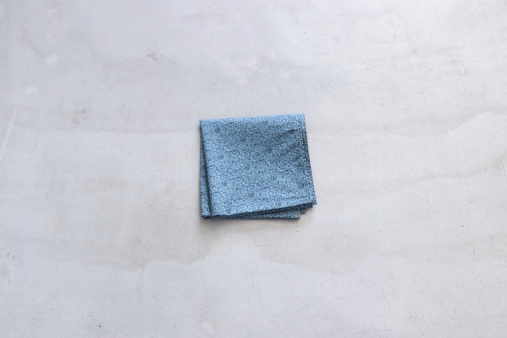新品 TOUJOURS Scarf WOMEN'S】TOUJOURS（トゥジュー）“Bandanna Scarf / Grayish