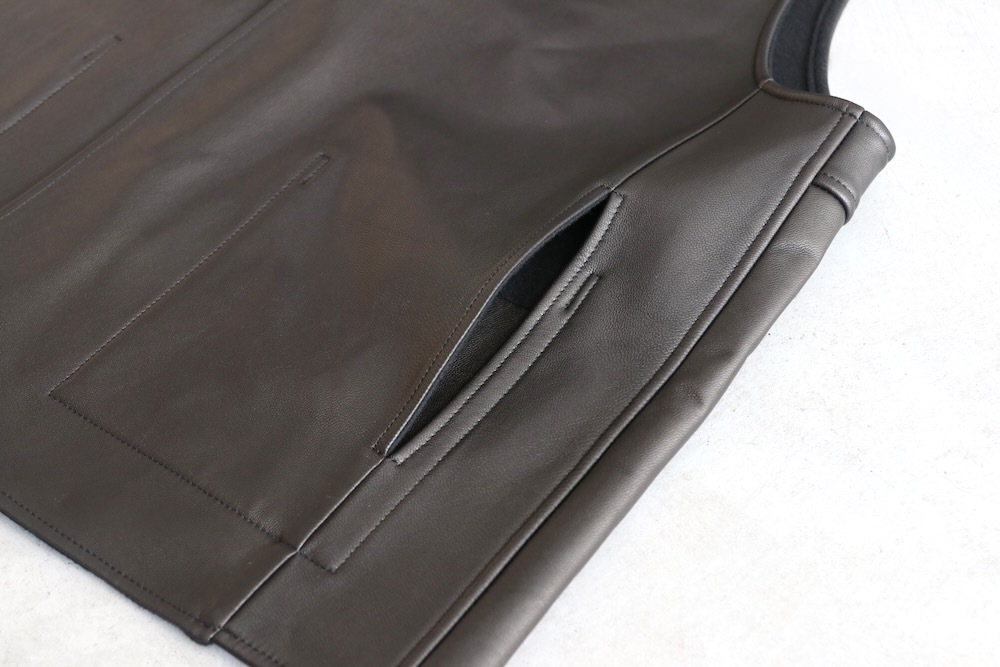ssstein(奿) "BONDED LEATHER VEST"