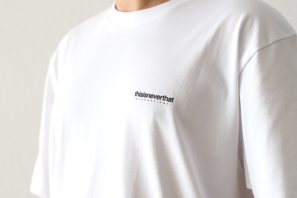 thisisneverthat (ǥ  ͥСå) "INTL. Logo Tee"