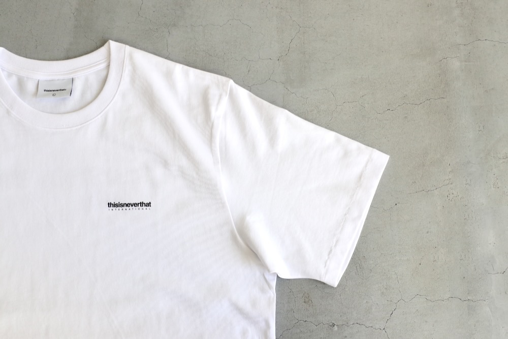 thisisneverthat (ǥ  ͥСå) "INTL. Logo Tee"