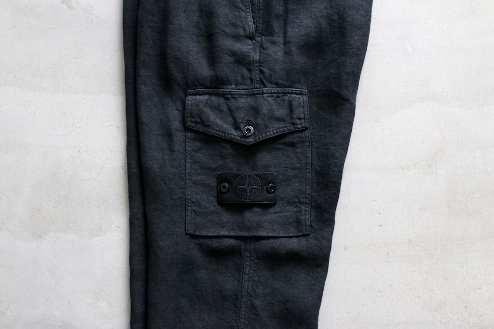 STONE ISLAND(���ȡ��󥢥����� ) "STONE ISLAND GHOST PIECE - DIAGONAL LINEN CARGO PANTS"