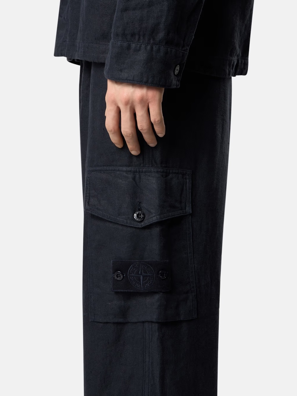 STONE ISLAND(���ȡ��󥢥����� ) "STONE ISLAND GHOST PIECE - DIAGONAL LINEN CARGO PANTS"