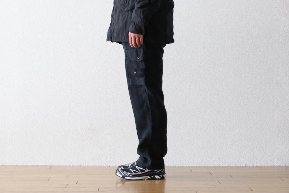STONE ISLAND(���ȡ��󥢥����� ) "STONE ISLAND GHOST PIECE - DIAGONAL LINEN CARGO PANTS"