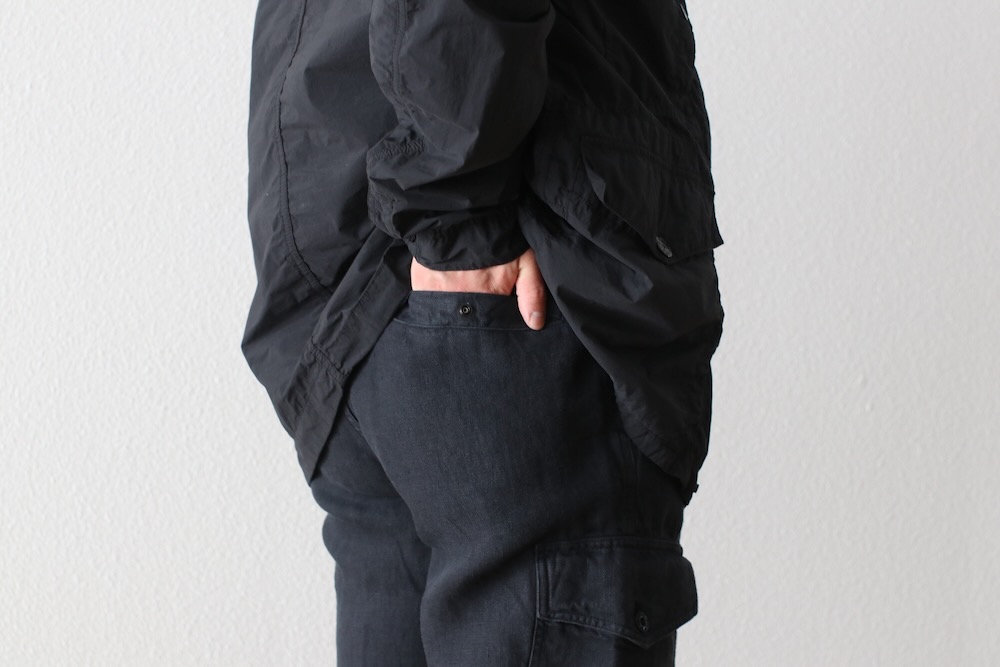 STONE ISLAND(���ȡ��󥢥����� ) "STONE ISLAND GHOST PIECE - DIAGONAL LINEN CARGO PANTS"