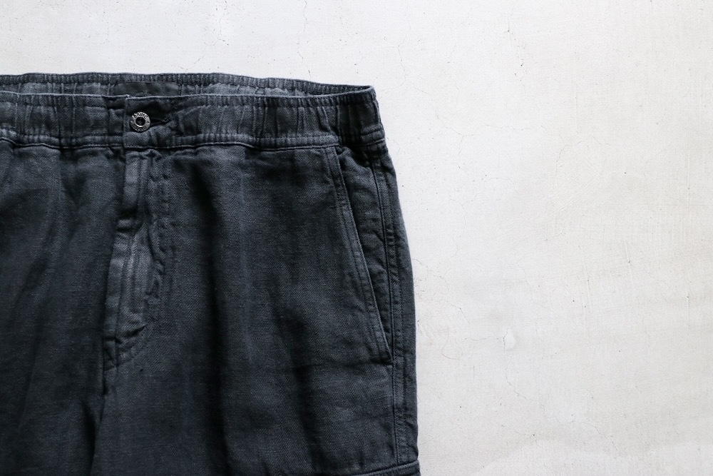 STONE ISLAND(���ȡ��󥢥����� ) "STONE ISLAND GHOST PIECE - DIAGONAL LINEN CARGO PANTS"
