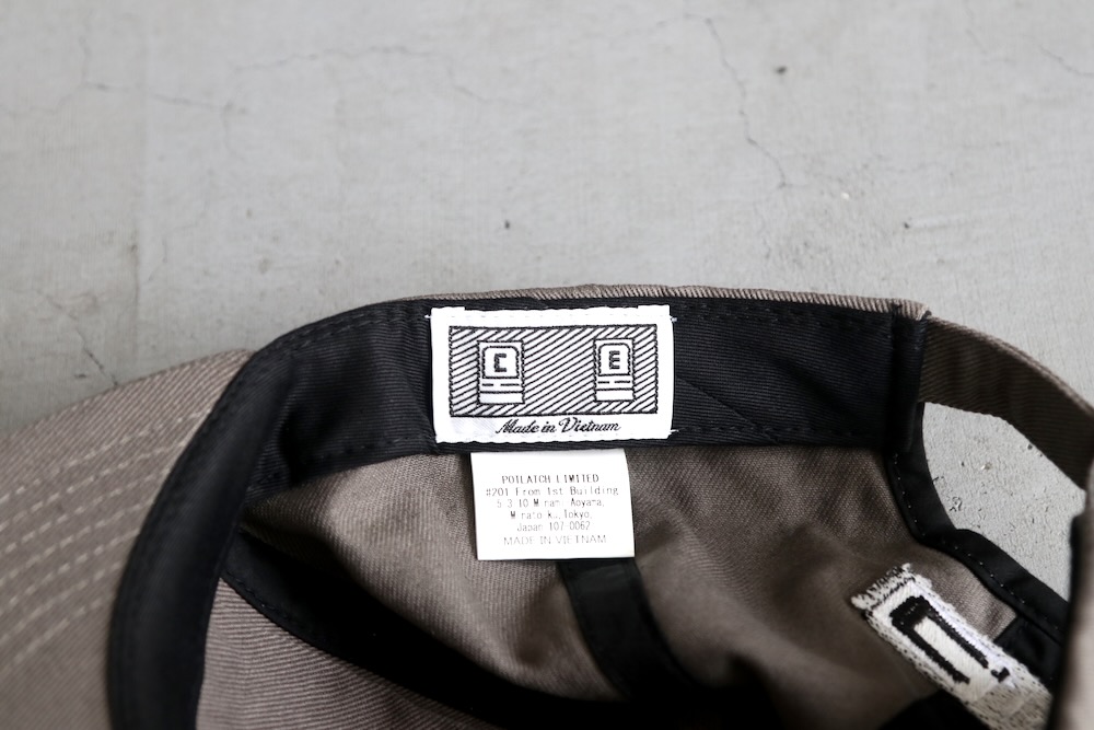 C.E() "CONTENTLESS CAP"