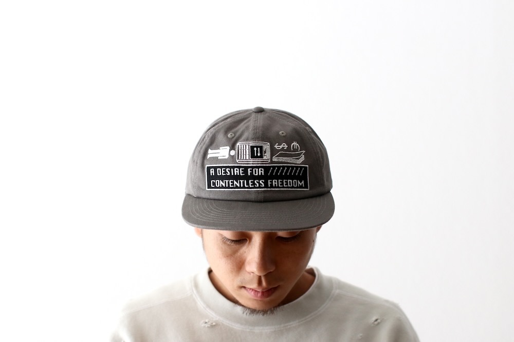 C.E() "CONTENTLESS CAP"