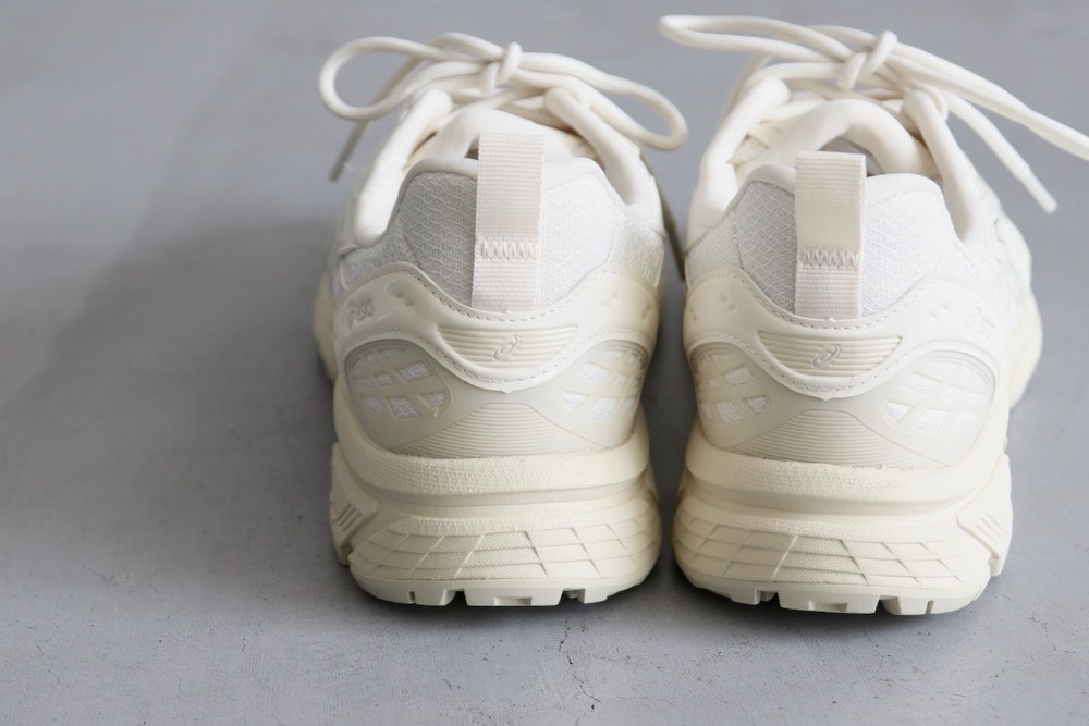 ASICS (アシックス) 