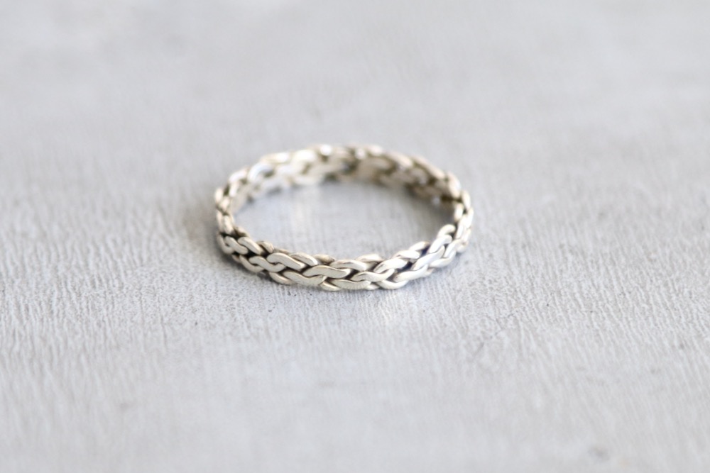 Mexican Jewelry (ᥭ 奨꡼) "Silver Ring -Narrow Chain-"