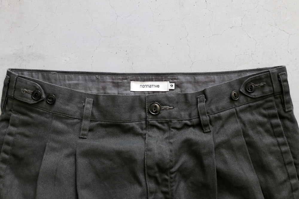 ��4.3 Release��nonnative(�Υ�ͥ��ƥ���) "OFFICER CHINO TROUSERS COTTON TWILL PIGMENT DYE"