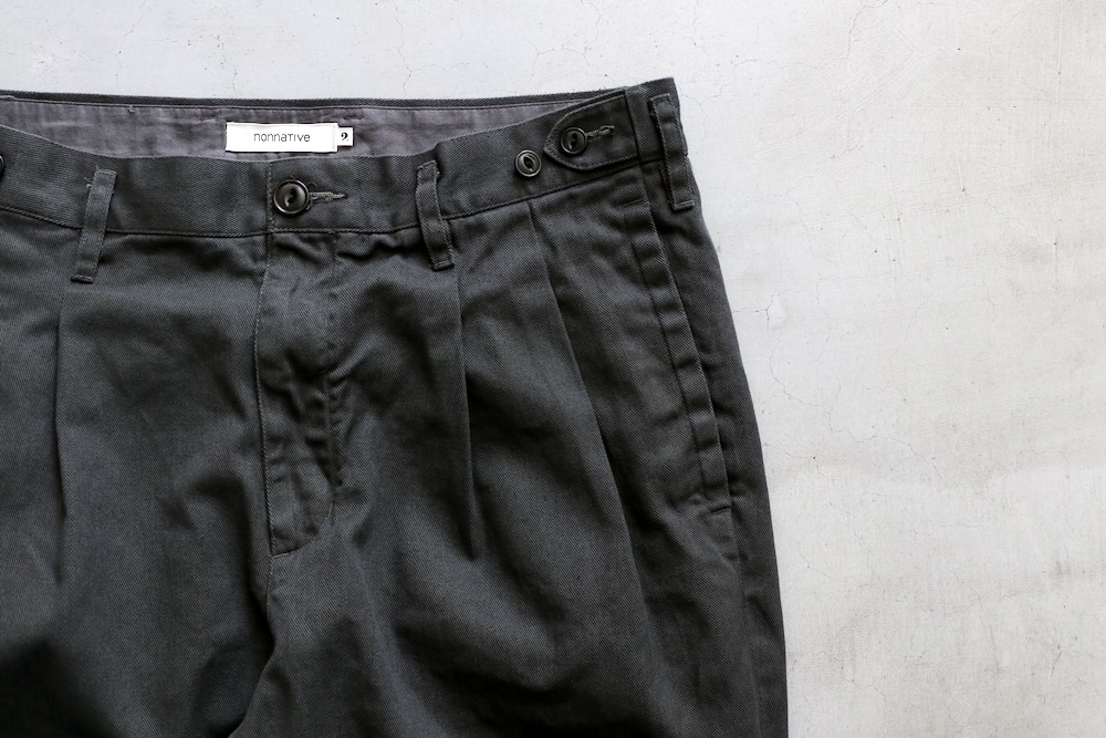 ��4.3 Release��nonnative(�Υ�ͥ��ƥ���) "OFFICER CHINO TROUSERS COTTON TWILL PIGMENT DYE"