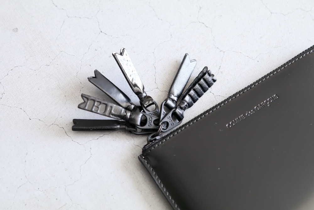 Wallet COMME des GARCONS (å ǥ륽) "ZIPå(ݡ) - ZIPPER MEDLEY- 8Z-M181-051"