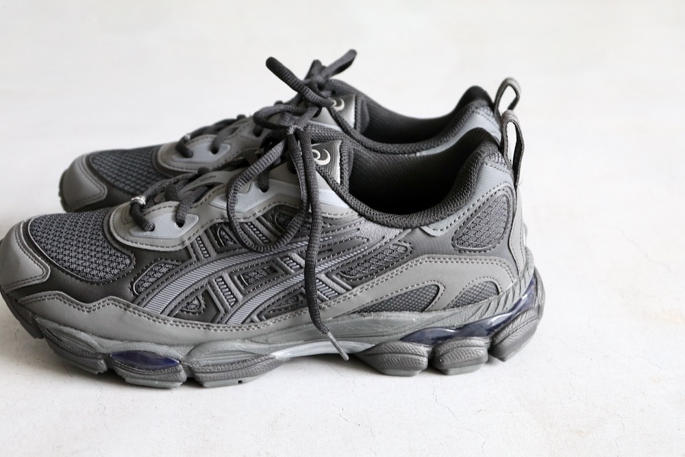 ASICS (アシックス) 