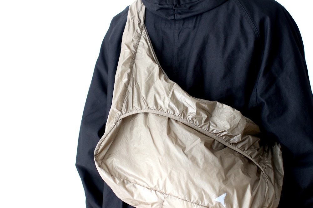 ROA (����) "Packable Knot Bag"