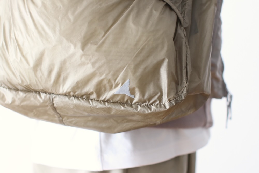 ROA (����) "Packable Knot Bag"