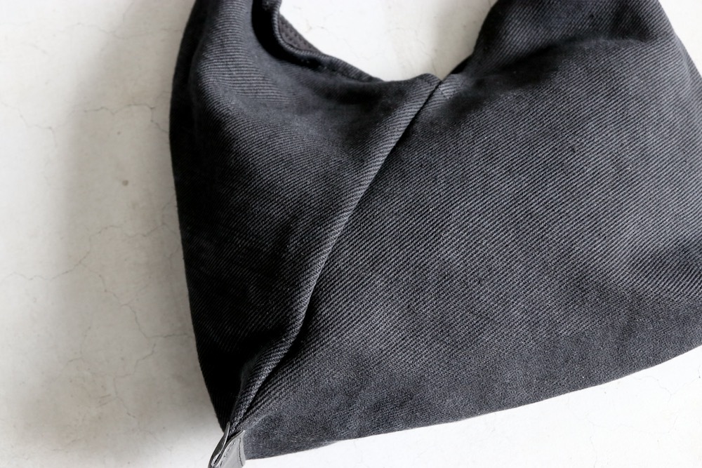 HenderScheme (���������������) "azuma bag small"