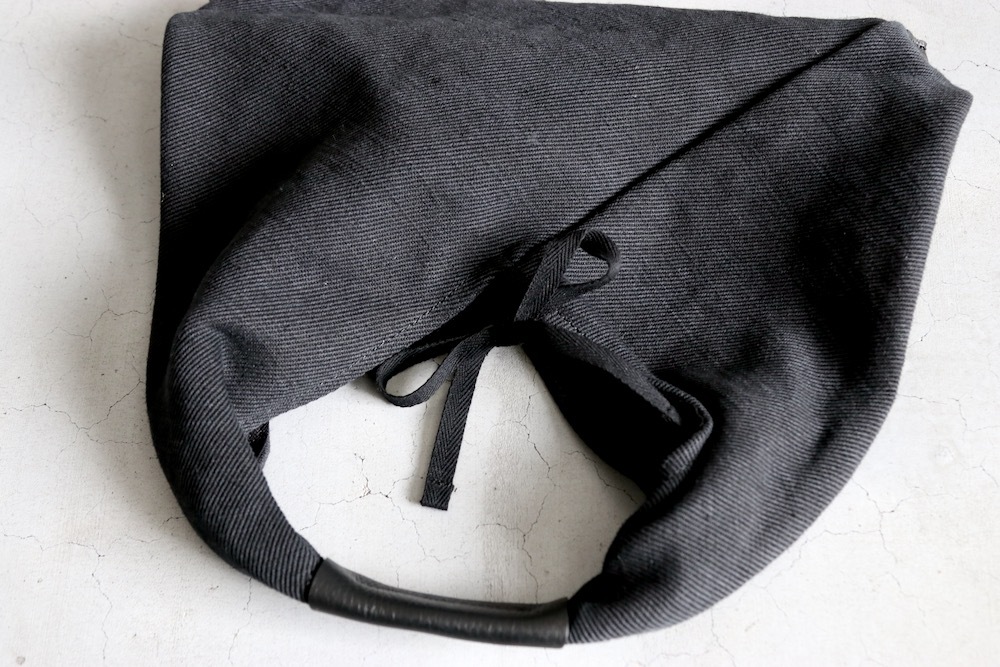 HenderScheme (���������������) "azuma bag small"