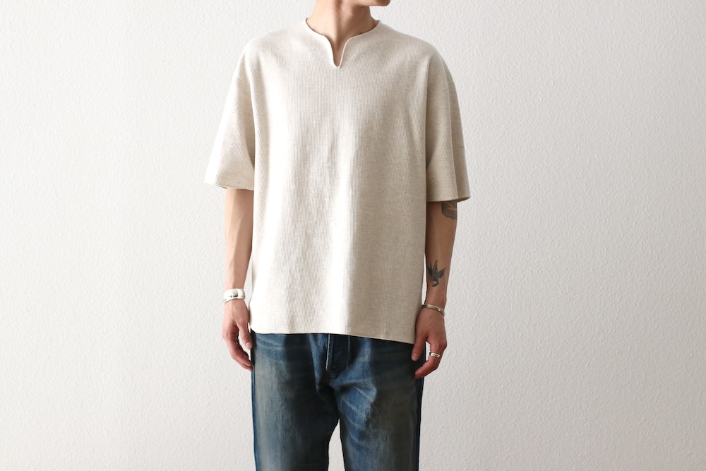 blurhms ROOTSTOCK(�֥顼�ॹ �롼�ĥ��ȥå�) "Rough&Smooth Thermal Over - Neck"