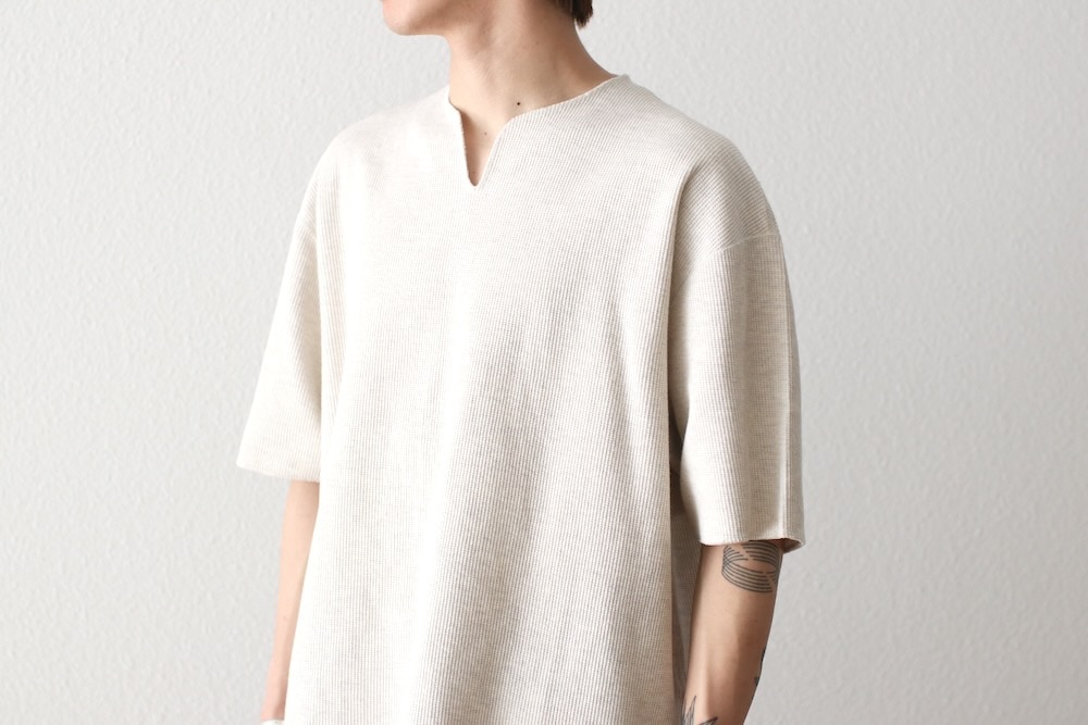 blurhms ROOTSTOCK(�֥顼�ॹ �롼�ĥ��ȥå�) "Rough&Smooth Thermal Over - Neck"