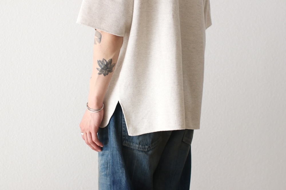 トップス blurhms ROOTSTOCK RoughSmooth Thermal blurhms ROOTSTOCK】Rough Smooth Thermal Over-neck（Tシャツ