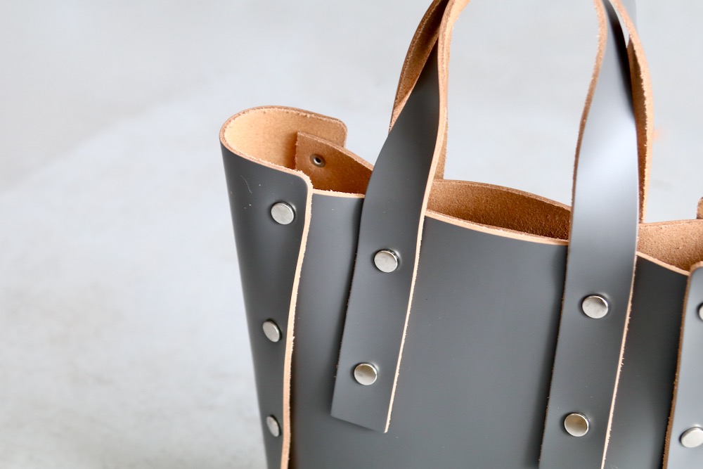 HenderScheme (���������������) "assemble hand bag tall S"