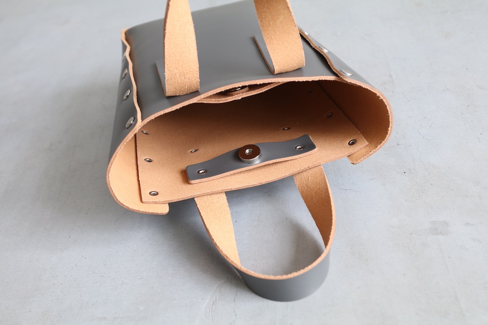 HenderScheme (���������������) "assemble hand bag tall S"