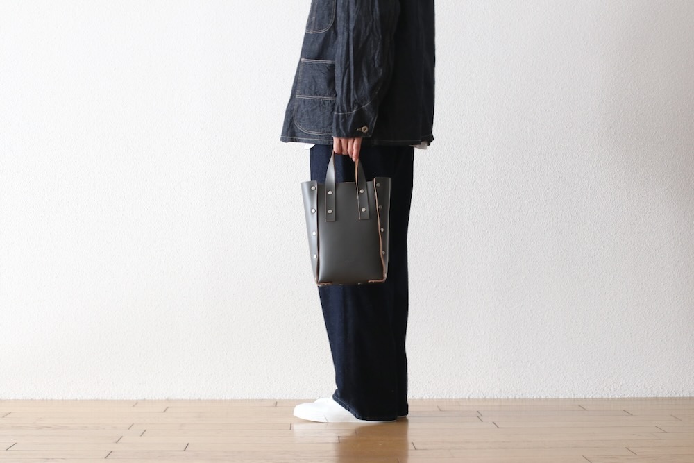 HenderScheme (���������������) "assemble hand bag tall S"